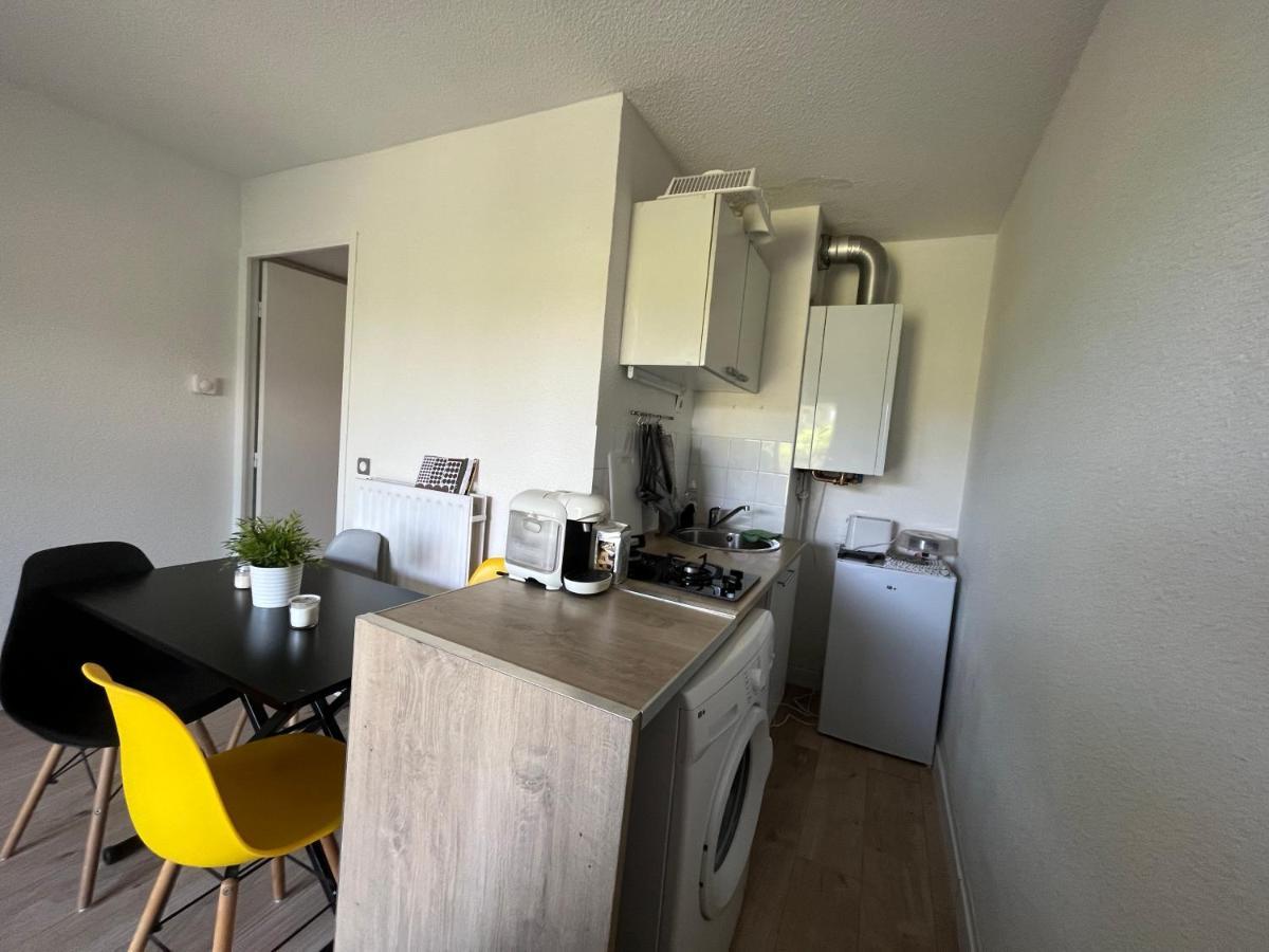 Appartement 2 Pieces En Rez De Jardin Avec Parking Et Piscine Villeneuve-Loubet Eksteriør bilde