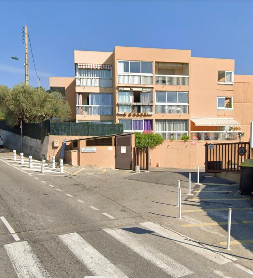 Appartement 2 Pieces En Rez De Jardin Avec Parking Et Piscine Villeneuve-Loubet Eksteriør bilde